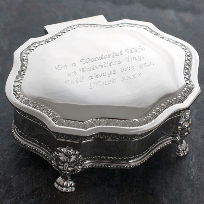 Engraved Vintage-Inspired Jewellery Box
