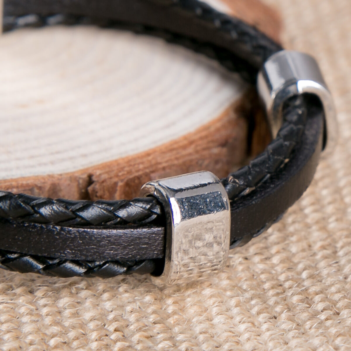 Men's Personalised Engraved Leather Bracelet | hardtofind.