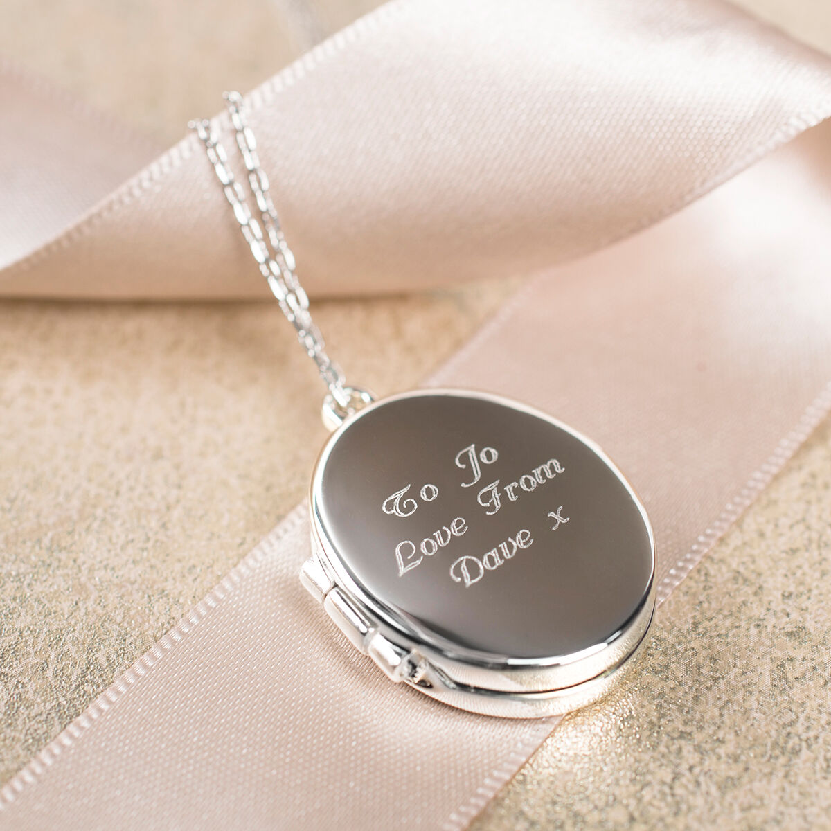 Personalized Locket with Photo - Round Locket with Picture Inside -  Sterling Silver – ifshe.com