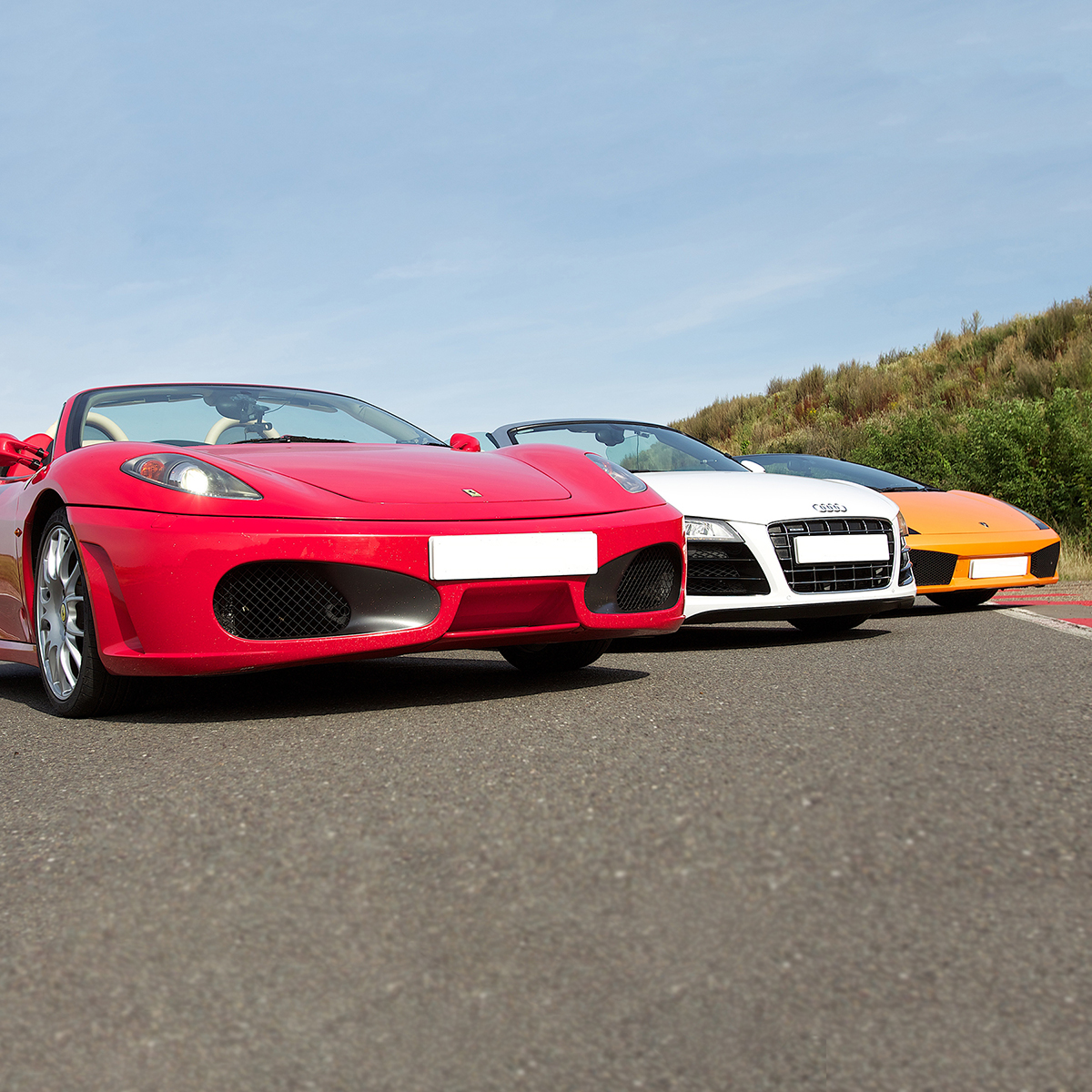 Super car driving experience - Ferrari, Aston Martin, Lamborghini or Audi R8