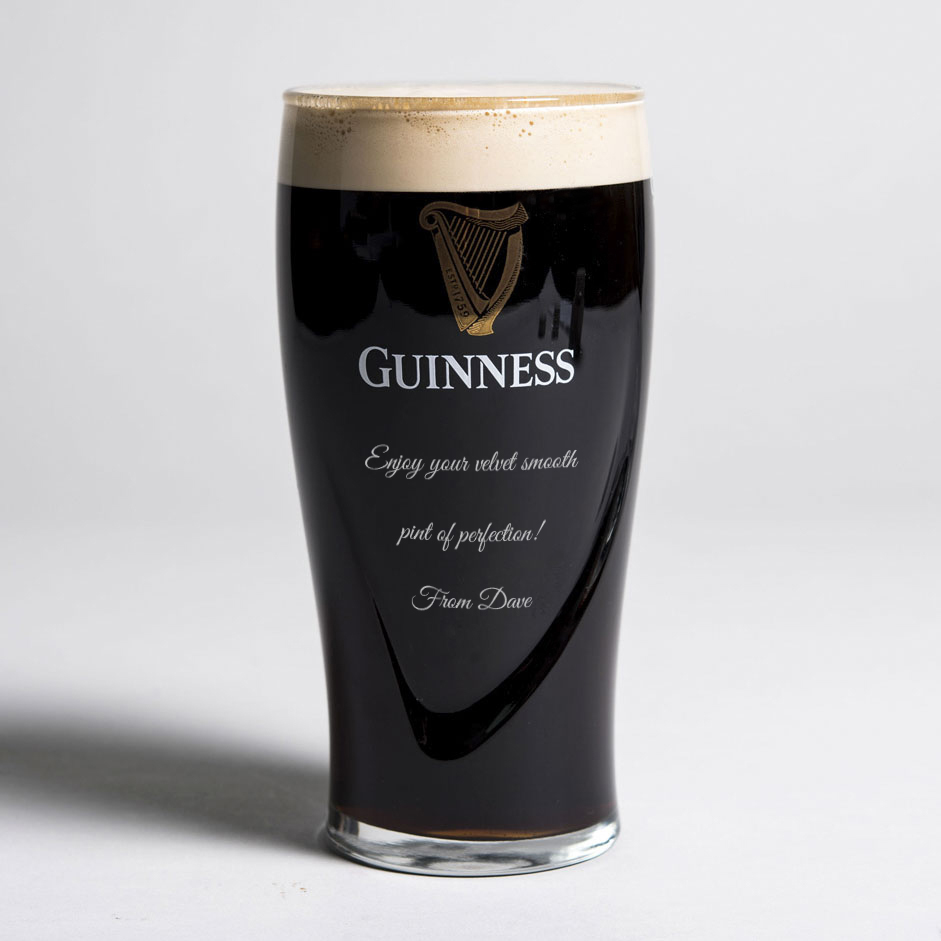 Engraved/Personalised GUINNESS Design Pint Glass Gift for  18th/21st/30th/40th/50th/60th/65th