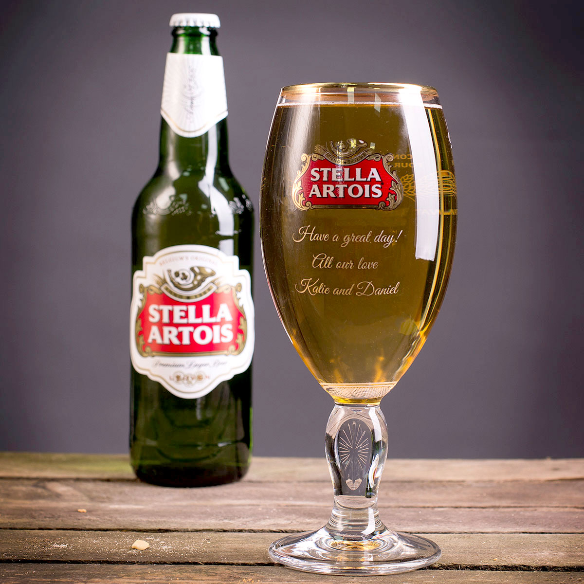 Stella Artois and Chalice Beer Glasses Set  Official Licensed Stella Artois  Lager Gift Set  Premium Stella Artois 330 ml and 1 x 330 ml Pint Glass   Perfect Beer Gifts