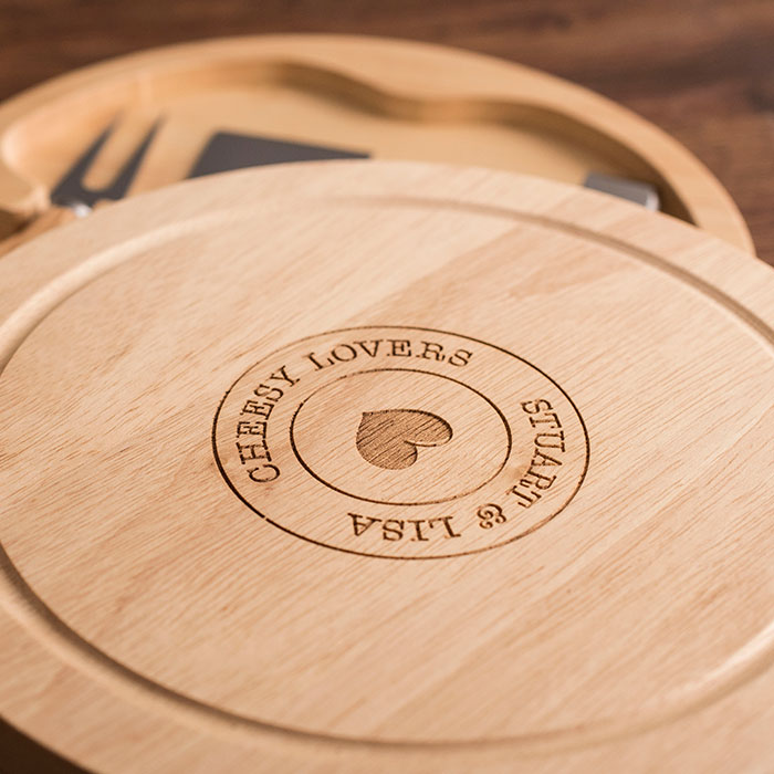 Personalised Wooden Cheeseboard - Cheesy Lovers