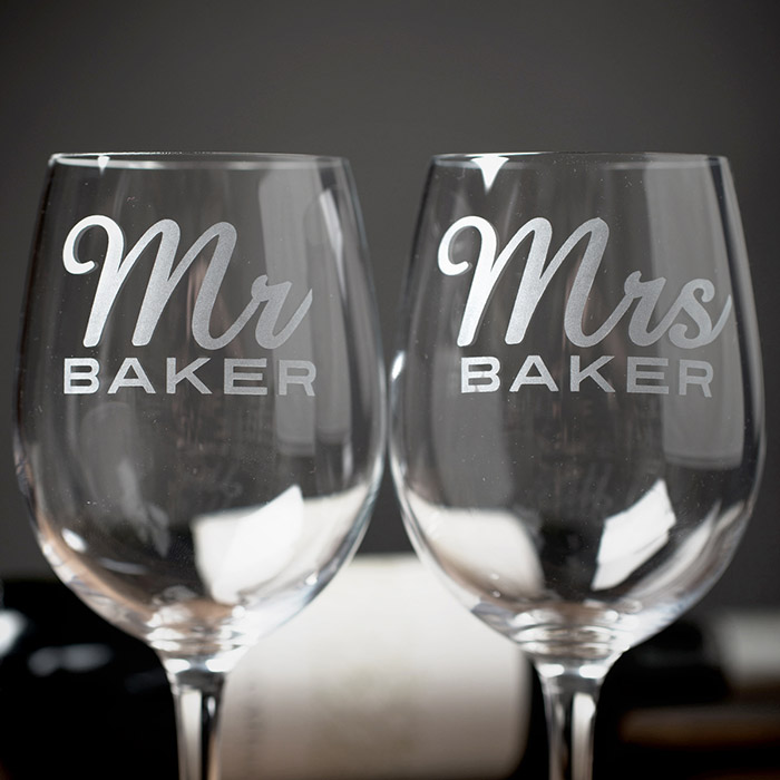 Personalised Set Of 2 Wine Glasses - Mr & Mrs